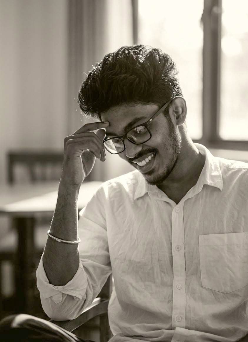 Tharusha Damsara — Creative Developer & System Analyst Tharusha Damsara (THARUUX) — Creative Developer & System Analyst